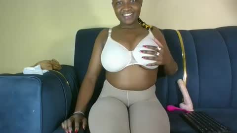Snapshot of bambi_blush chatting on November 2025 10:53:02 PM bambi online show from November 2025 10:53:02 PM