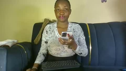 Snapshot of bambi_blush chatting on November 2025 06:51:02 PM bambi online show from November 2025 06:51:02 PM