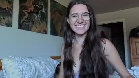 Snapshot of bambifarrina chatting on June 2026 03:05:02 PM bambifarrina online show from June 2026 03:05:02 PM