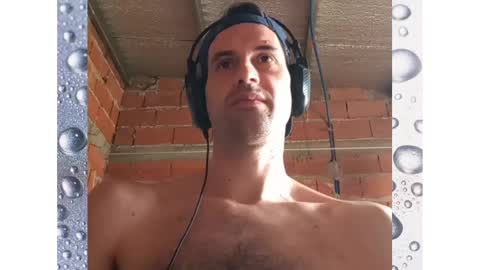 Snapshot of banana_argen_15 chatting on January 2025 04:50:02 PM Ezequiel online show from January 2025 04:50:02 PM