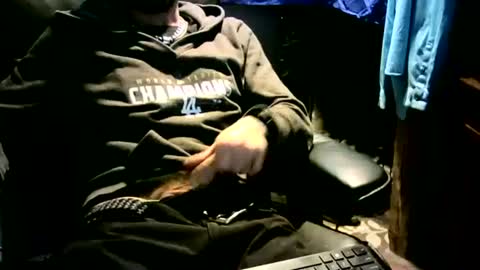 Snapshot of banginondadrumsalldaylong chatting on February 2025 05:37:01 PM banginondadrumsalldaylong online show from February 2025 05:37:01 PM