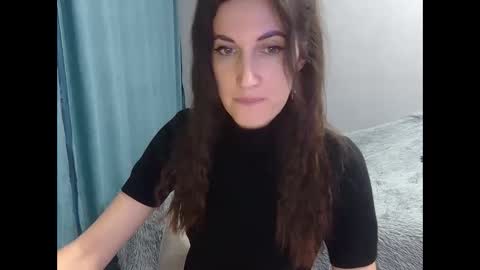 Snapshot of bany_brandy chatting on June 2026 01:54:01 AM Emma online show from June 2026 01:54:01 AM