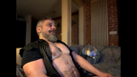 Snapshot of barba71 chatting on February 2025 09:30:02 AM Military man 69 online show from February 2025 09:30:02 AM