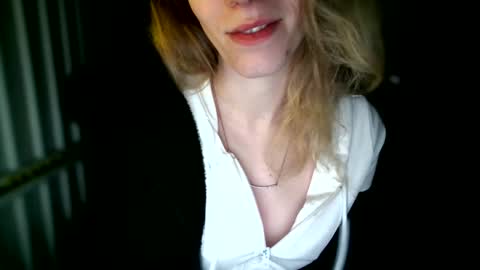 Snapshot of barbara53000 chatting on February 2025 07:27:01 PM charliejones online show from February 2025 07:27:01 PM