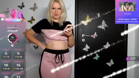 Snapshot of barbara_smith chatting on September 2025 09:59:02 PM Barb online show from September 2025 09:59:02 PM