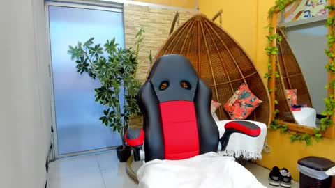 Barbara  online show from March 2025 11:47:02 AM