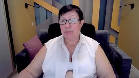 barbaraturners online show from February 2025 10:09:01 PM