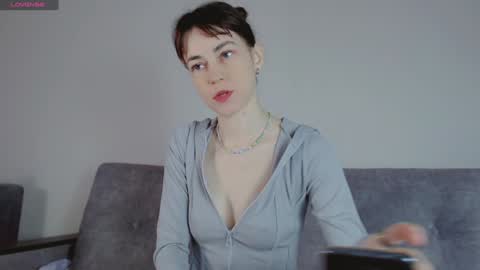 Amina online show from January 2025 11:36:02 AM