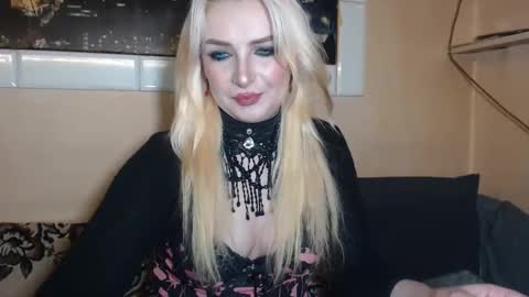 Snapshot of barbarissssska chatting on April 2026 05:04:02 AM Victoria online show from April 2026 05:04:02 AM