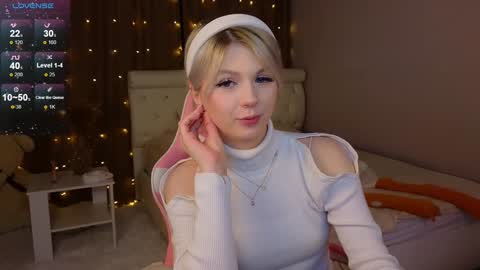 Stacy online show from December 2024 08:11:01 PM