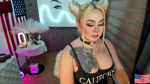 Miss Alexa Fields  online show from September 2025 05:16:01 PM