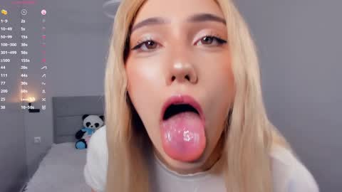 Snapshot of barbimia chatting on May 2026 05:30:02 PM Mia online show from May 2026 05:30:02 PM