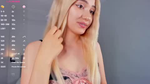 Snapshot of barbimia chatting on July 2026 02:08:02 PM Mia online show from July 2026 02:08:02 PM