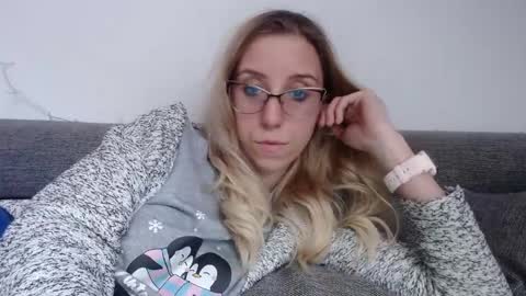 Lena online show from March 2026 10:37:01 AM