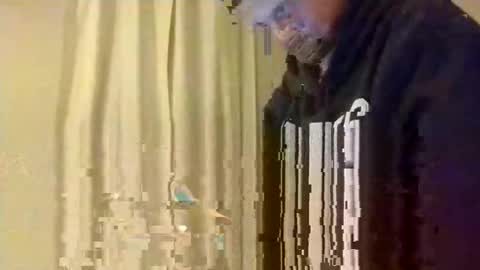 Snapshot of barrett4200 chatting on January 2025 03:15:02 AM barrett4200 online show from January 2025 03:15:02 AM