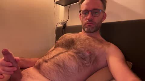 Bartyboy online show from November 2025 11:37:02 PM