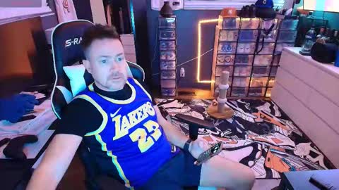 Snapshot of basketballjerseygang chatting on March 2026 05:15:02 AM Jordan online show from March 2026 05:15:02 AM