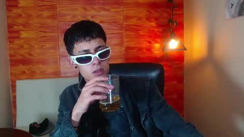 Bastian online show from March 2025 09:01:01 PM