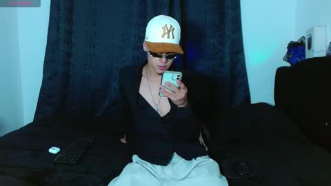 Bastian online show from November 2025 03:50:01 AM