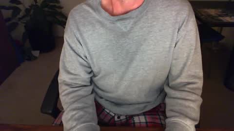 BateBro13 online show from December 2024 01:44:01 PM