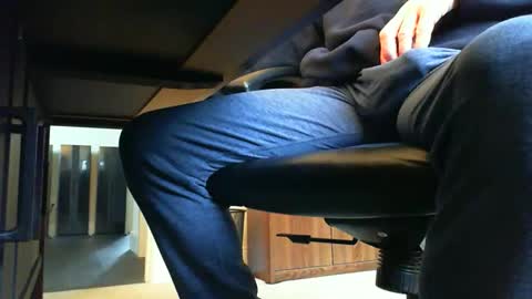 BateBro13 online show from March 2026 04:59:01 PM