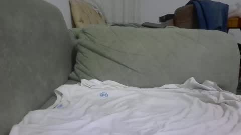 Snapshot of bathoneacock chatting on February 2025 11:37:02 PM bathoneacock online show from February 2025 11:37:02 PM