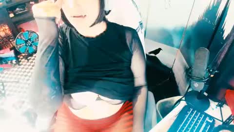 Audrey online show from October 2025 06:54:02 AM