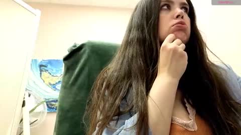 battymoll online show from November 2025 03:36:01 PM