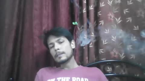 Snapshot of baybeeboi4u2 chatting on December 2024 06:08:01 PM Neel online show from December 2024 06:08:01 PM