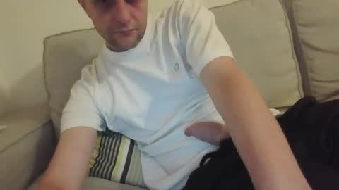 Snapshot of bayern_xl chatting on May 2026 06:26:04 PM bayern_xl online show from May 2026 06:26:04 PM