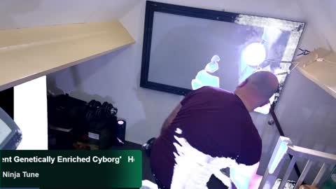 Snapshot of bazzz_8 chatting on January 2025 06:06:01 PM bazzz_8 online show from January 2025 06:06:01 PM