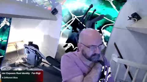 Snapshot of bazzz_8 chatting on February 2025 05:54:01 PM bazzz_8 online show from February 2025 05:54:01 PM