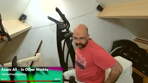 Snapshot of bazzz_8 chatting on October 2025 06:05:01 PM bazzz_8 online show from October 2025 06:05:01 PM