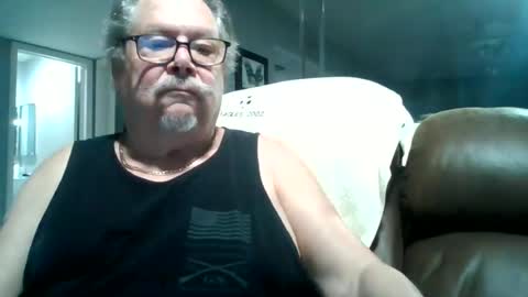 Snapshot of bbb1952 chatting on June 2026 02:36:01 PM Single Grandpa in Florida. Love to C2C and have Fun Privately online show from June 2026 02:36:01 PM