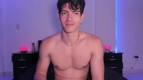 Valentino online show from January 2025 12:28:01 AM