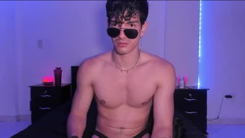 Valentino online show from January 2025 03:15:02 AM