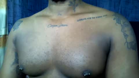 Snapshot of bbc_muscular chatting on February 2025 01:25:01 PM camilo online show from February 2025 01:25:01 PM