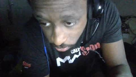 rocker n queen online show from December 2024 12:38:02 PM