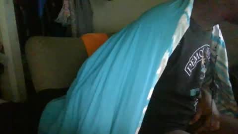 rocker n queen online show from February 2025 03:38:01 PM