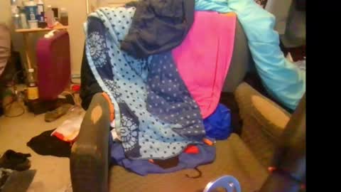 rocker n queen online show from October 2025 12:39:01 PM