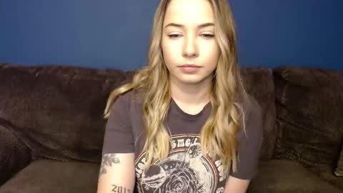 bbgirlnextdoor online show from February 2026 05:21:01 PM