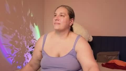 Snapshot of bbw_goddes chatting on May 2026 07:33:02 PM Love online show from May 2026 07:33:02 PM