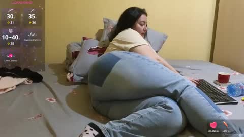 Emma online show from March 2025 12:05:02 PM