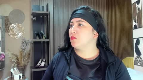 Snapshot of bbwluxurymuse chatting on May 2026 11:38:01 AM bbwluxurymuse online show from May 2026 11:38:01 AM