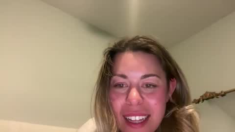 bbygirlxxo online show from March 2026 01:31:02 AM