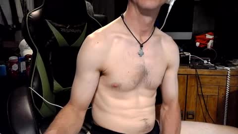 bchillin28 online show from April 2026 01:51:01 AM