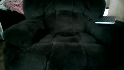 Snapshot of beachguy38 chatting on June 2026 01:59:02 PM beachguy38 online show from June 2026 01:59:02 PM