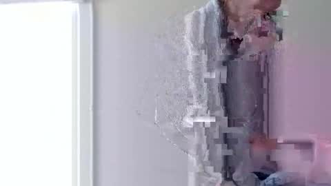 BeachyMILF online show from February 2026 06:05:01 PM