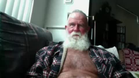 beardbushy online show from June 2026 05:15:01 PM