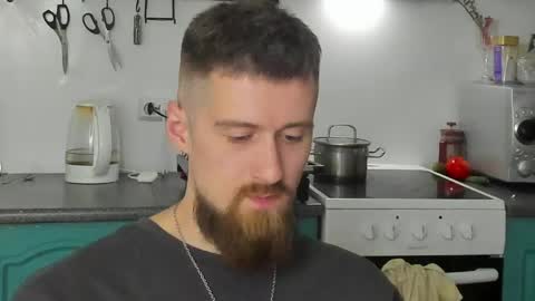 Zeus online show from May 2026 11:24:02 PM